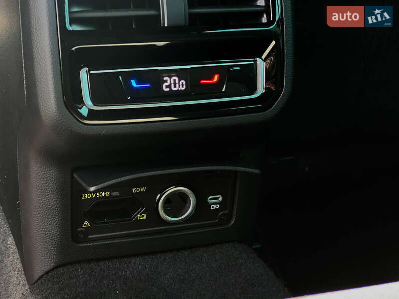 Универсал Volkswagen Passat 2021 в Луцке