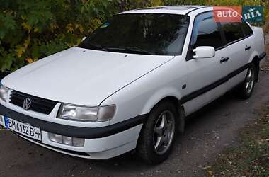 Седан Volkswagen Passat 1994 в Харкові