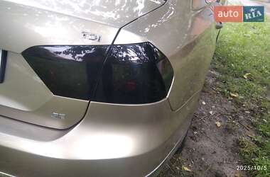 Седан Volkswagen Passat 2015 в Виннице