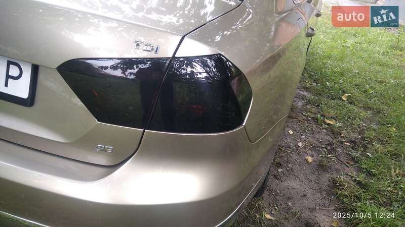 Седан Volkswagen Passat 2015 в Вінниці