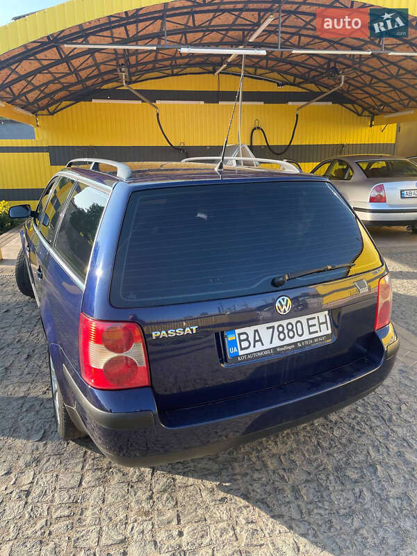 Универсал Volkswagen Passat 2001 в Гайвороне
