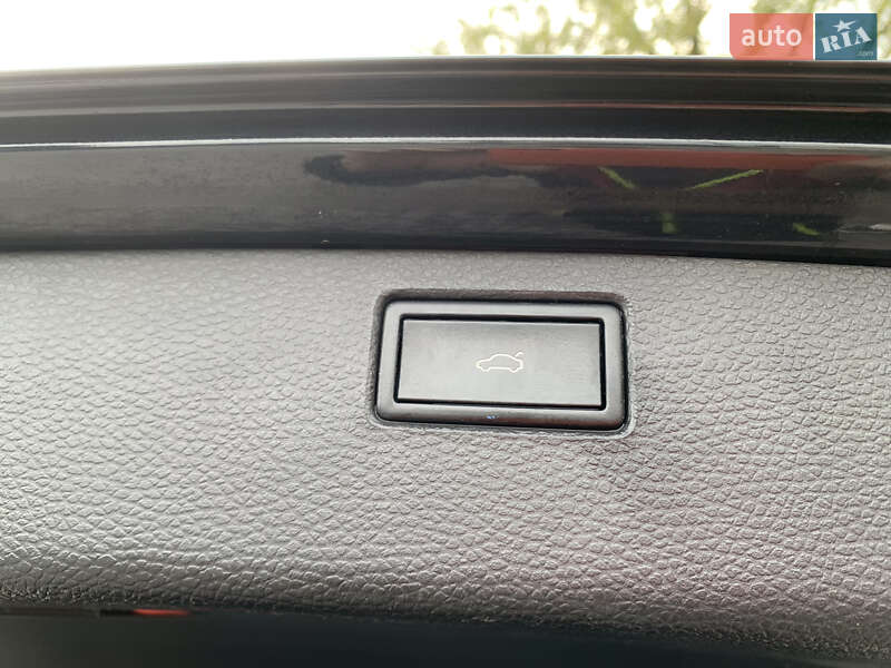 Универсал Volkswagen Passat 2013 в Житомире