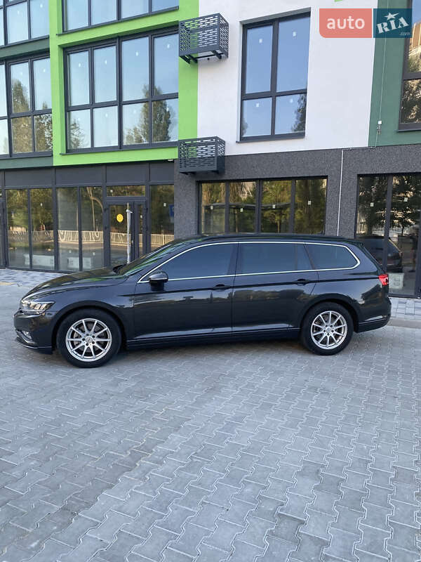 Универсал Volkswagen Passat 2020 в Вараше фото 7 Универсал Volkswagen Passat 2020 в Вараше