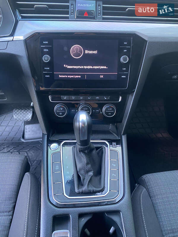 Универсал Volkswagen Passat 2020 в Вараше фото 23 Универсал Volkswagen Passat 2020 в Вараше