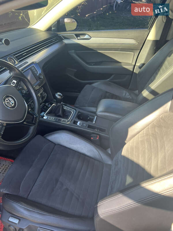 Универсал Volkswagen Passat 2015 в Львове