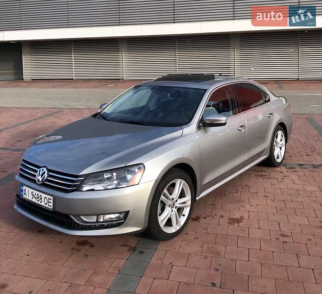 Седан Volkswagen Passat 2013 в Киеве