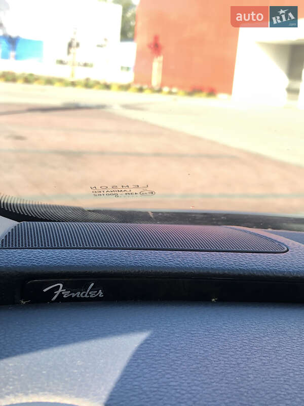 Седан Volkswagen Passat 2013 в Киеве