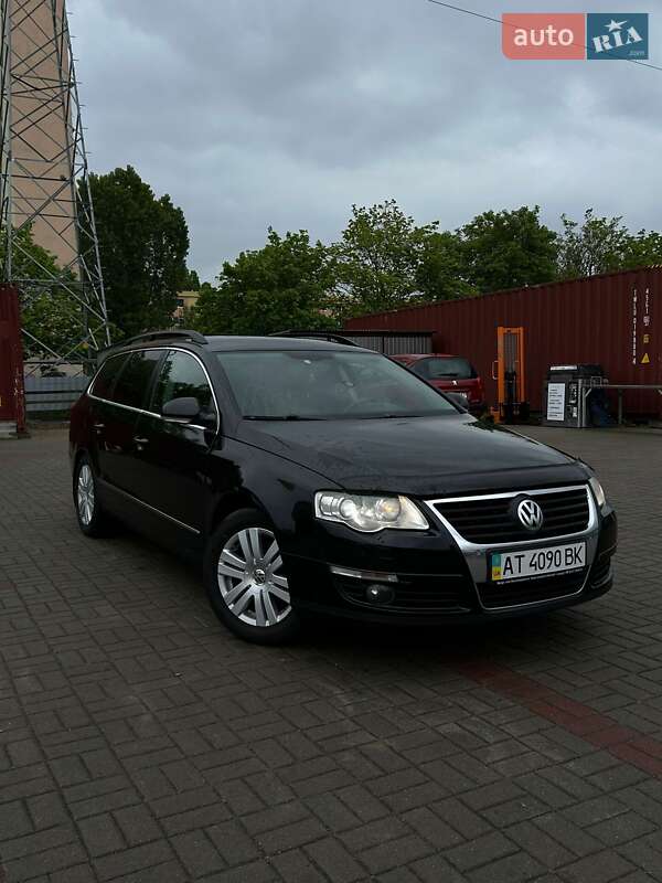Универсал Volkswagen Passat 2009 в Ивано-Франковске