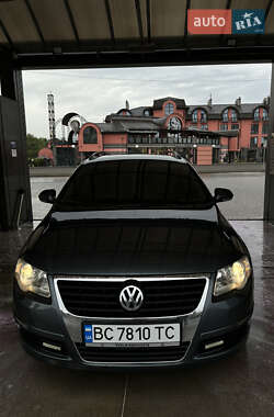 Універсал Volkswagen Passat 2009 в Стрию