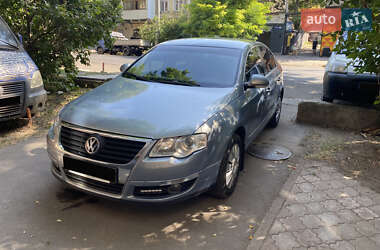 Седан Volkswagen Passat 2008 в Одессе