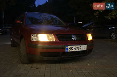 Универсал Volkswagen Passat 1998 в Луцке