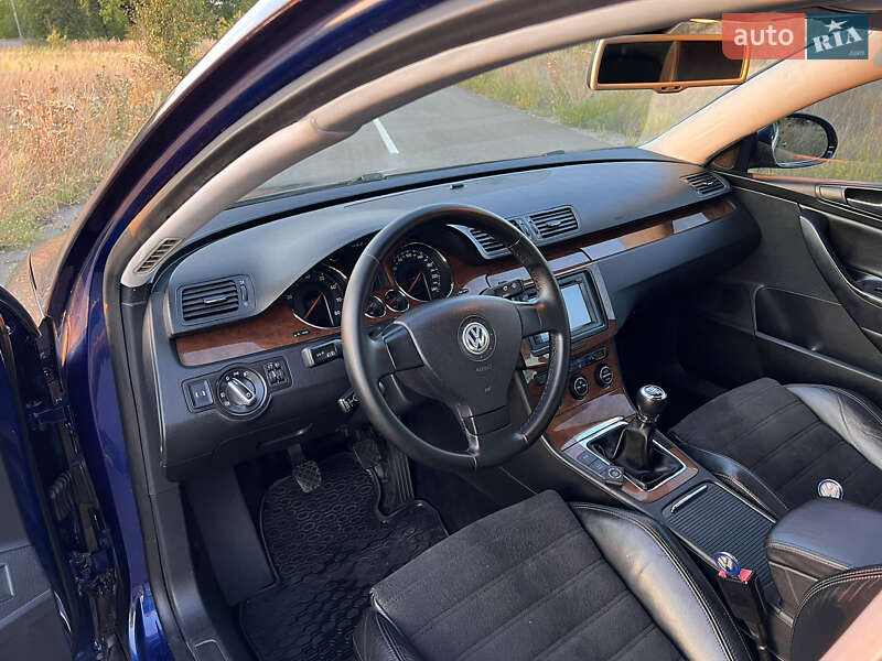Седан Volkswagen Passat 2006 в Кривому Розі