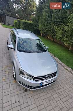 Универсал Volkswagen Passat 2011 в Запорожье
