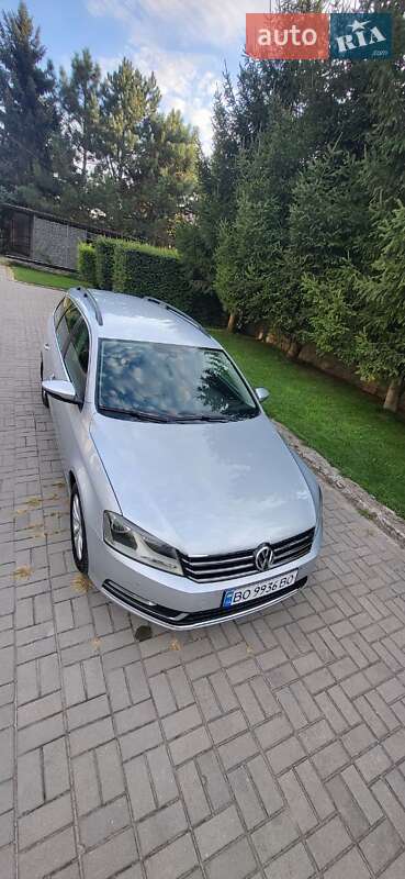 Универсал Volkswagen Passat 2011 в Запорожье