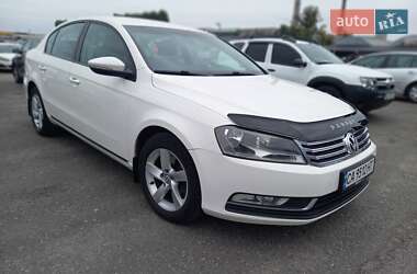 Седан Volkswagen Passat 2012 в Черкасах
