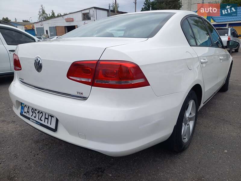 Седан Volkswagen Passat 2012 в Черкассах