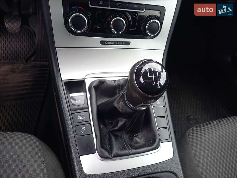 Седан Volkswagen Passat 2012 в Черкассах