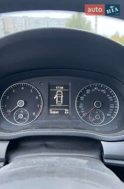 Седан Volkswagen Passat 2014 в 