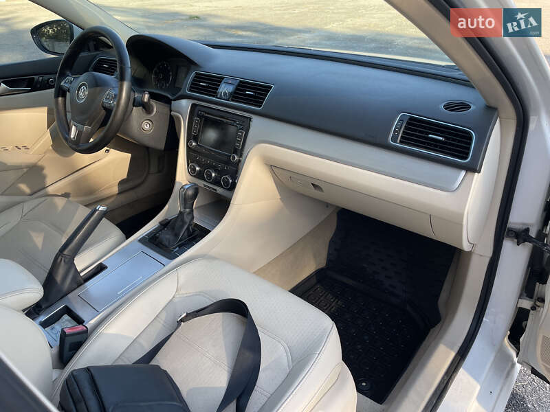 Седан Volkswagen Passat 2012 в Валках фото 26 Седан Volkswagen Passat 2012 в Валках