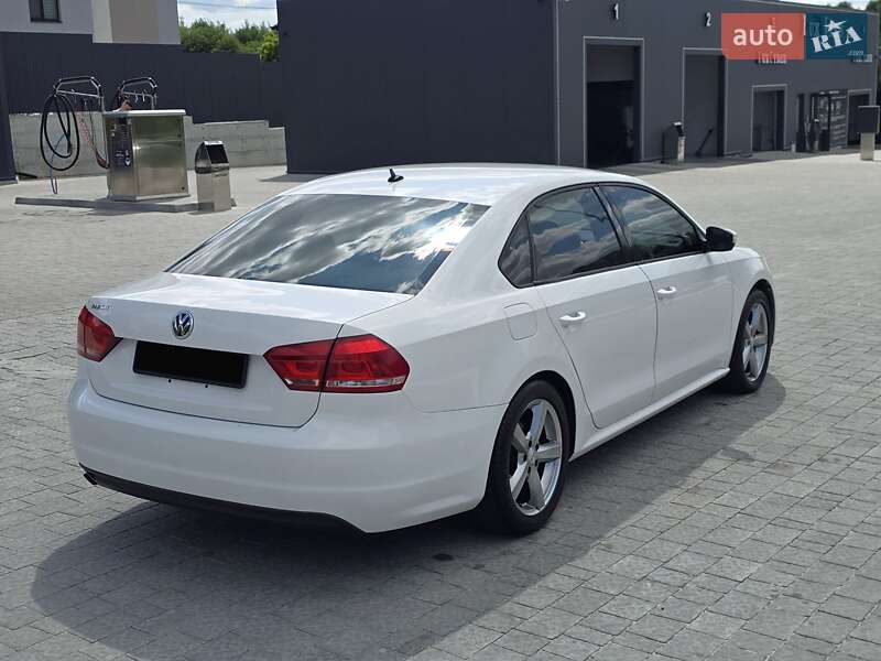 Седан Volkswagen Passat 2012 в Львове фото 3 Седан Volkswagen Passat 2012 в Львове