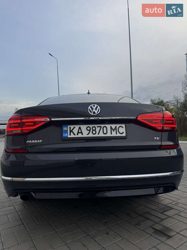 Седан Volkswagen Passat 2016 в Києві
