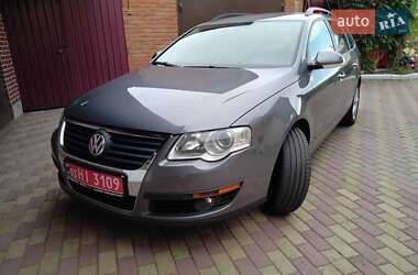 Універсал Volkswagen Passat 2008 в Києві