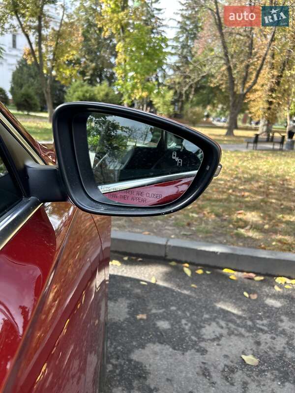 Седан Volkswagen Passat 2020 в Полтаве