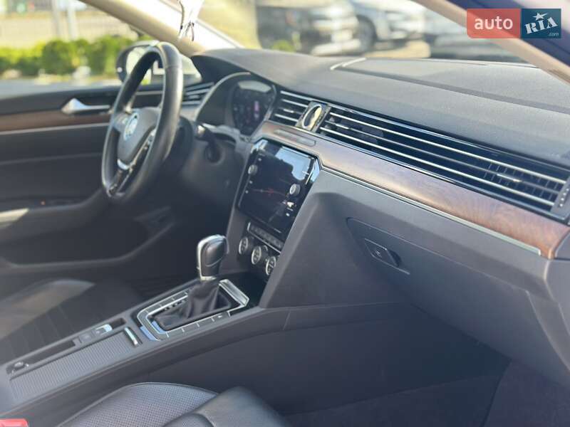 Седан Volkswagen Passat 2018 в Полтаве фото 27 Седан Volkswagen Passat 2018 в Полтаве
