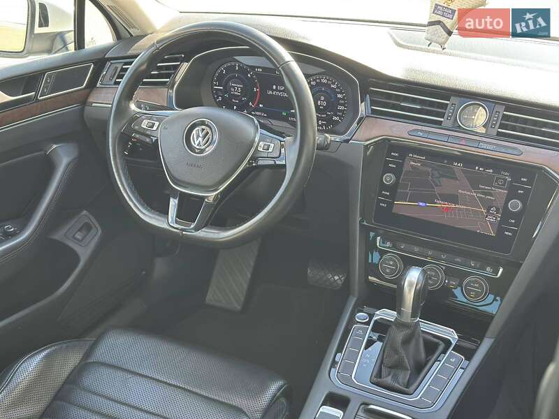 Седан Volkswagen Passat 2018 в Полтаве фото 31 Седан Volkswagen Passat 2018 в Полтаве