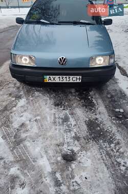 Седан Volkswagen Passat 1991 в Овручі