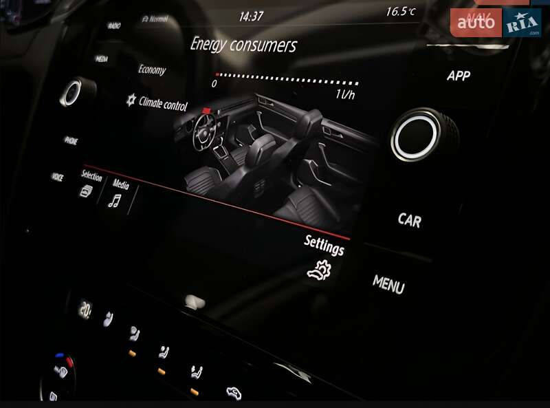 Седан Volkswagen Passat 2017 в Николаеве