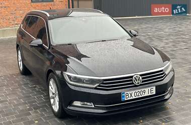 Универсал Volkswagen Passat 2016 в Староконстантинове