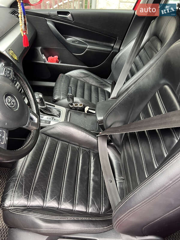 Универсал Volkswagen Passat 2010 в Иршаве