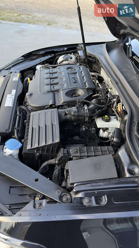 Універсал Volkswagen Passat 2019 в Заболотові