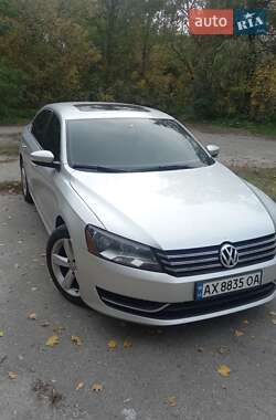Седан Volkswagen Passat 2012 в Харкові