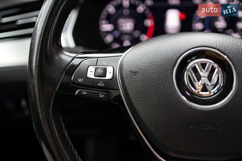 Универсал Volkswagen Passat 2018 в Зборове фото 27 Универсал Volkswagen Passat 2018 в Зборове