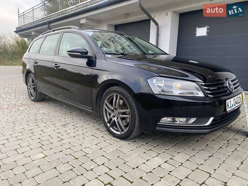 Універсал Volkswagen Passat 2013 в Тернополі
