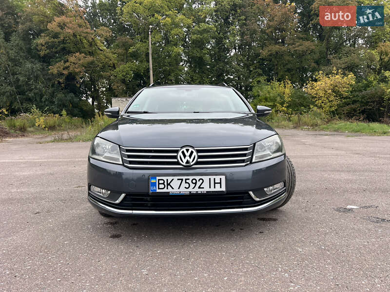 Универсал Volkswagen Passat 2011 в Дубно фото 3 Универсал Volkswagen Passat 2011 в Дубно