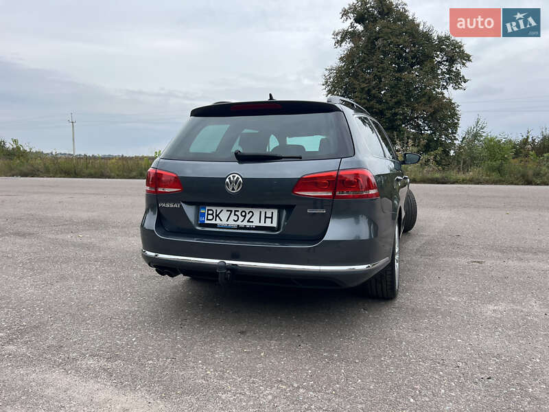 Универсал Volkswagen Passat 2011 в Дубно фото 10 Универсал Volkswagen Passat 2011 в Дубно