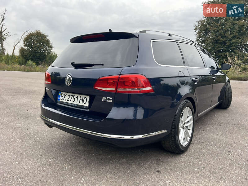 Универсал Volkswagen Passat 2011 в Дубно