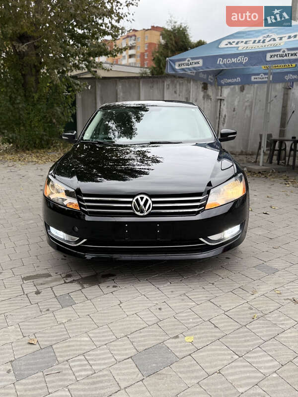 Седан Volkswagen Passat 2013 в Тернополі
