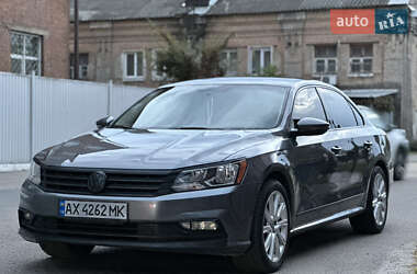 Седан Volkswagen Passat 2016 в Днепре