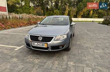 Седан Volkswagen Passat 2008 в Луцке