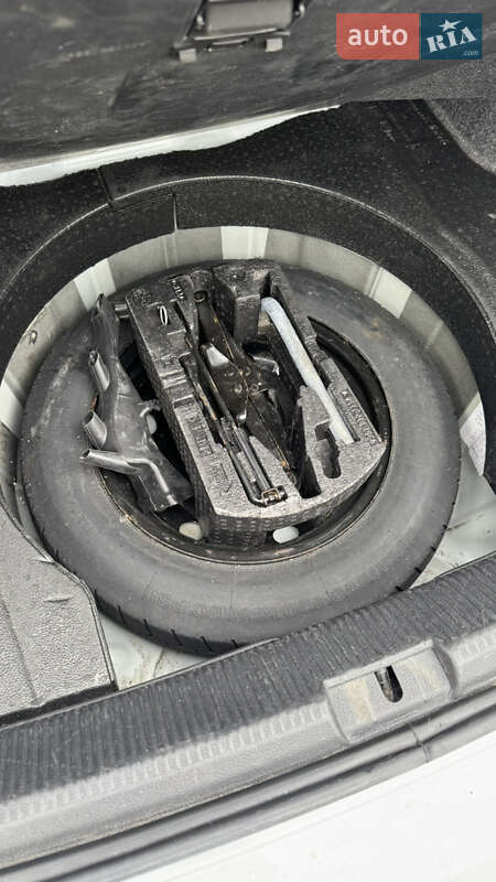 Седан Volkswagen Passat 2016 в Дніпрі