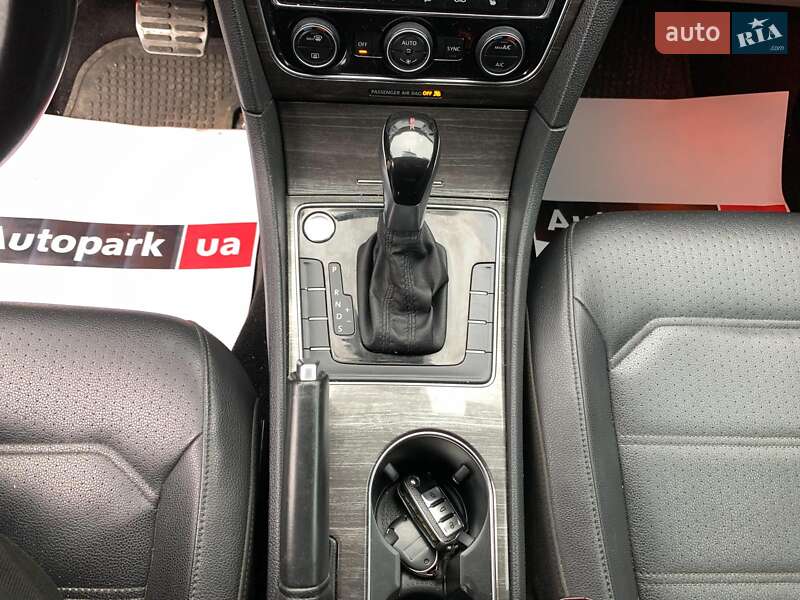 Седан Volkswagen Passat 2017 в Виннице фото 32 Седан Volkswagen Passat 2017 в Виннице