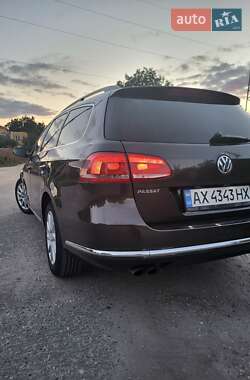 Универсал Volkswagen Passat 2011 в 