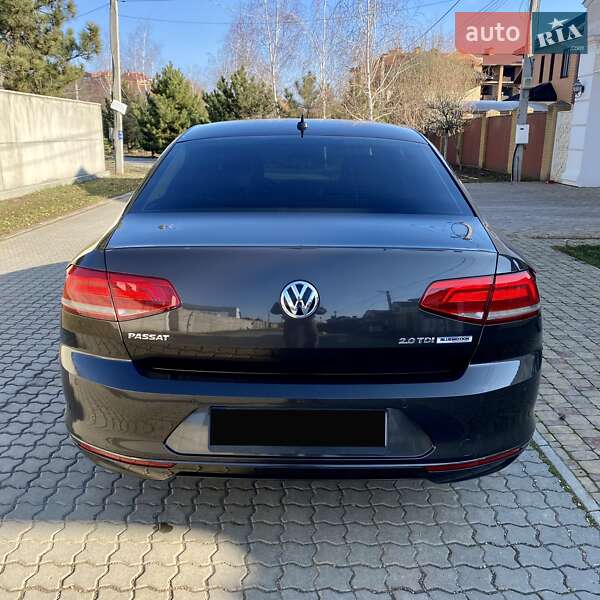 Седан Volkswagen Passat 2015 в Черноморске