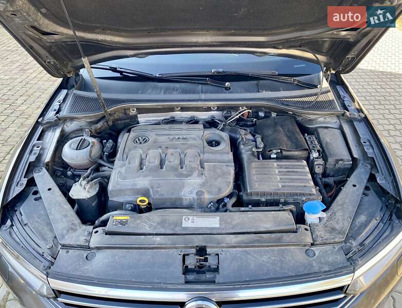 Седан Volkswagen Passat 2015 в Черноморске