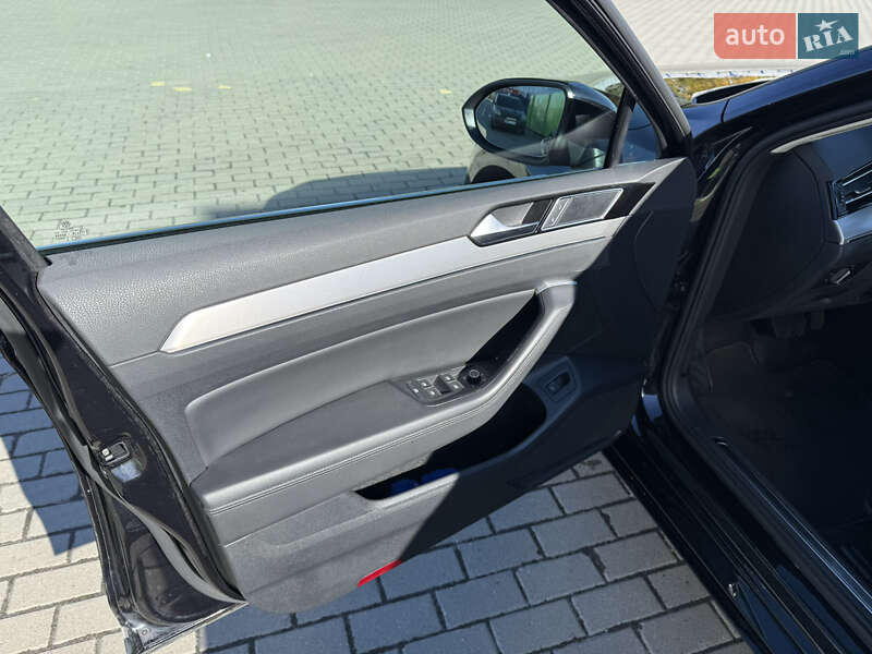 Универсал Volkswagen Passat 2019 в Ковеле фото 14 Универсал Volkswagen Passat 2019 в Ковеле