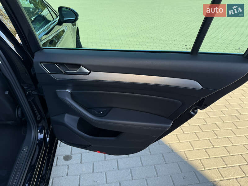 Универсал Volkswagen Passat 2019 в Ковеле фото 22 Универсал Volkswagen Passat 2019 в Ковеле